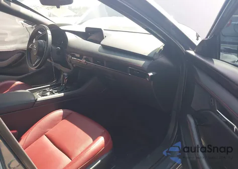 2024 Mazda Mazda3 Hatchback 2.5 S Carbon Edition from USA, damaged, VIN JM1BPBLM8R1654296